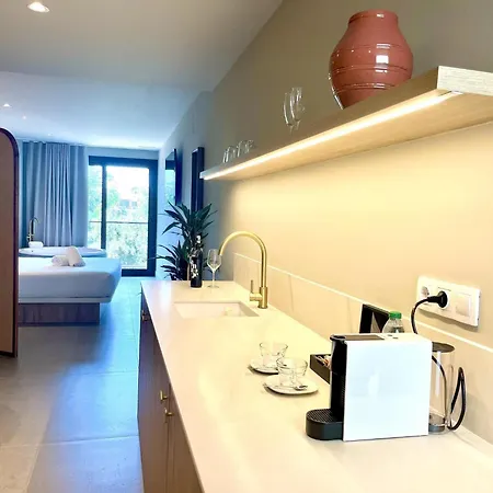 La Plaza 2 Deluxe With Jacuzzi Apartment *